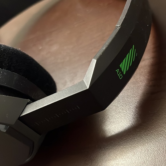 XBOX Headset, Astro, A10, Gaming Mic - Picture 3 of 7